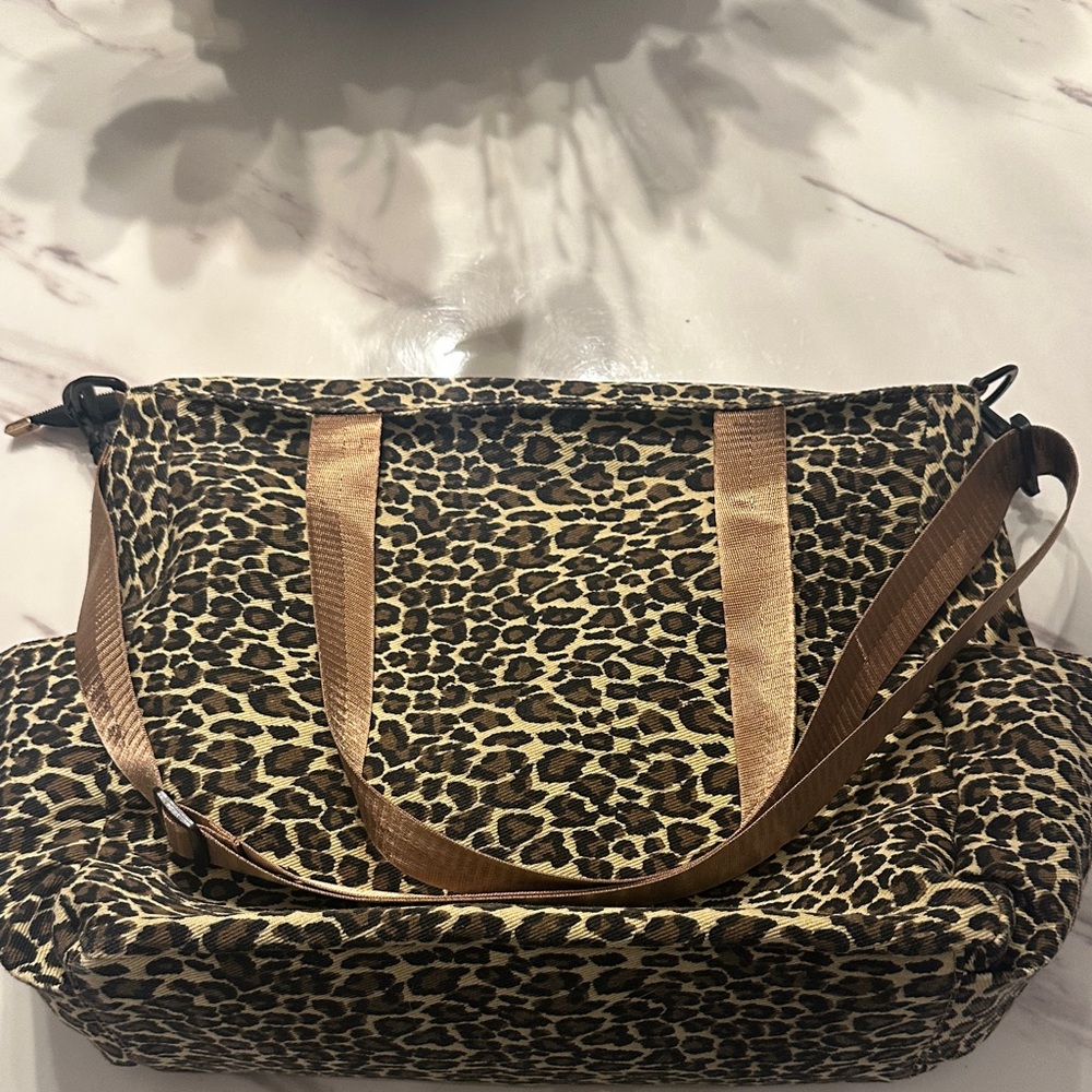 Spacious Leopard Print Tote Bag